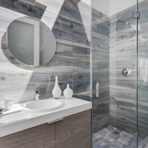 California Shower Doors custom sowers bath enclousures