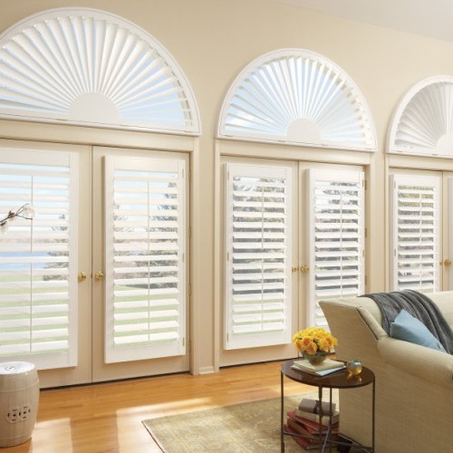 Hunter Douglas NewStyle Shuuters